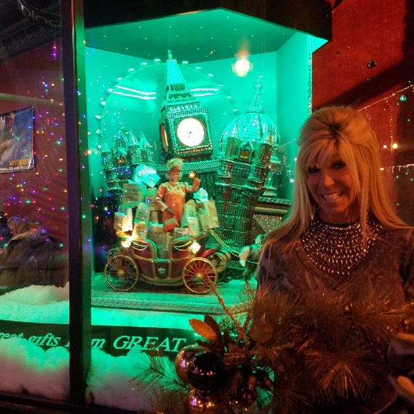 Meet your Posher, Coleen - Picture 15 of 17